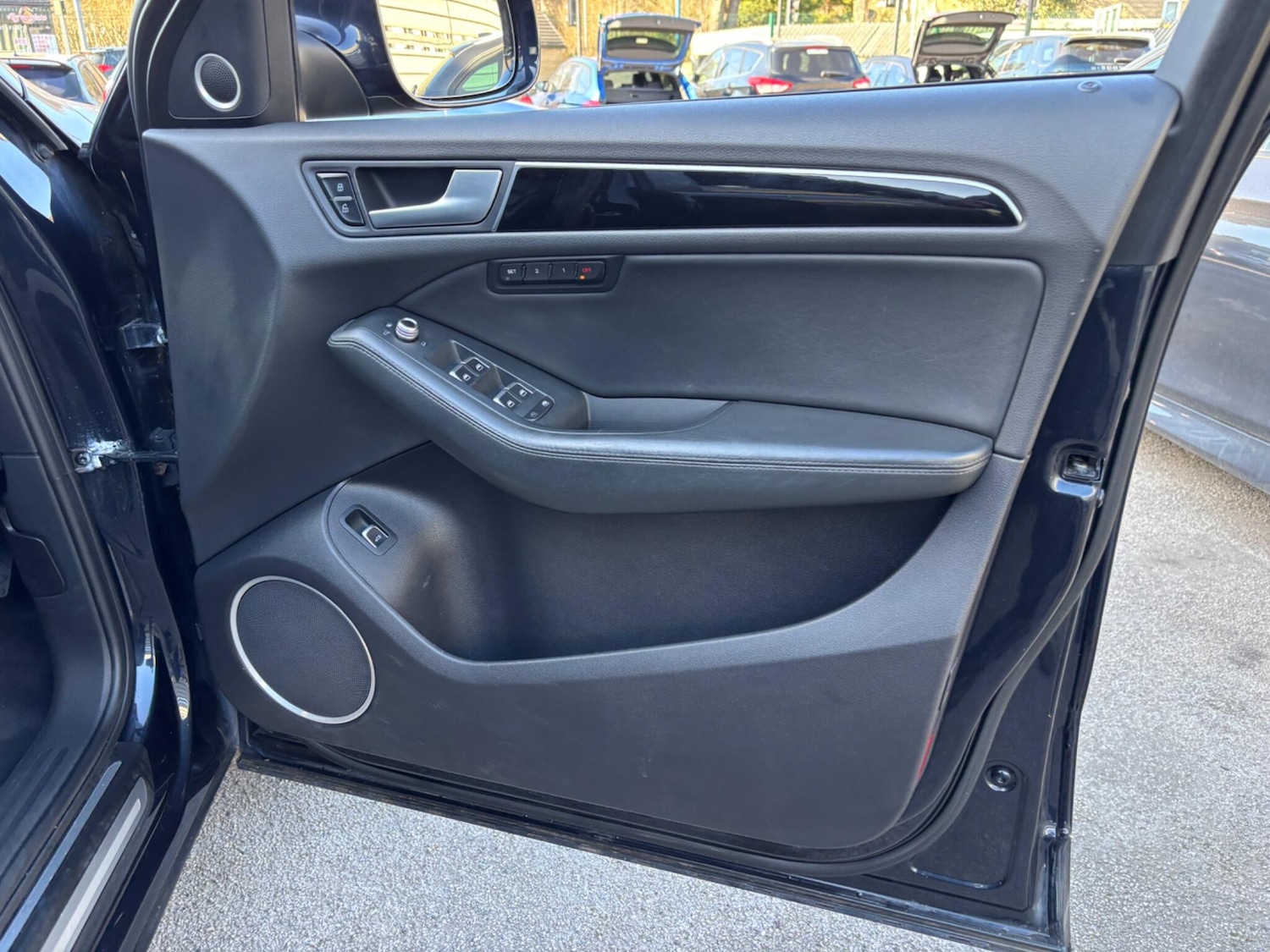 Used Audi Q5 2013 for sale - 77799406: Photo 76