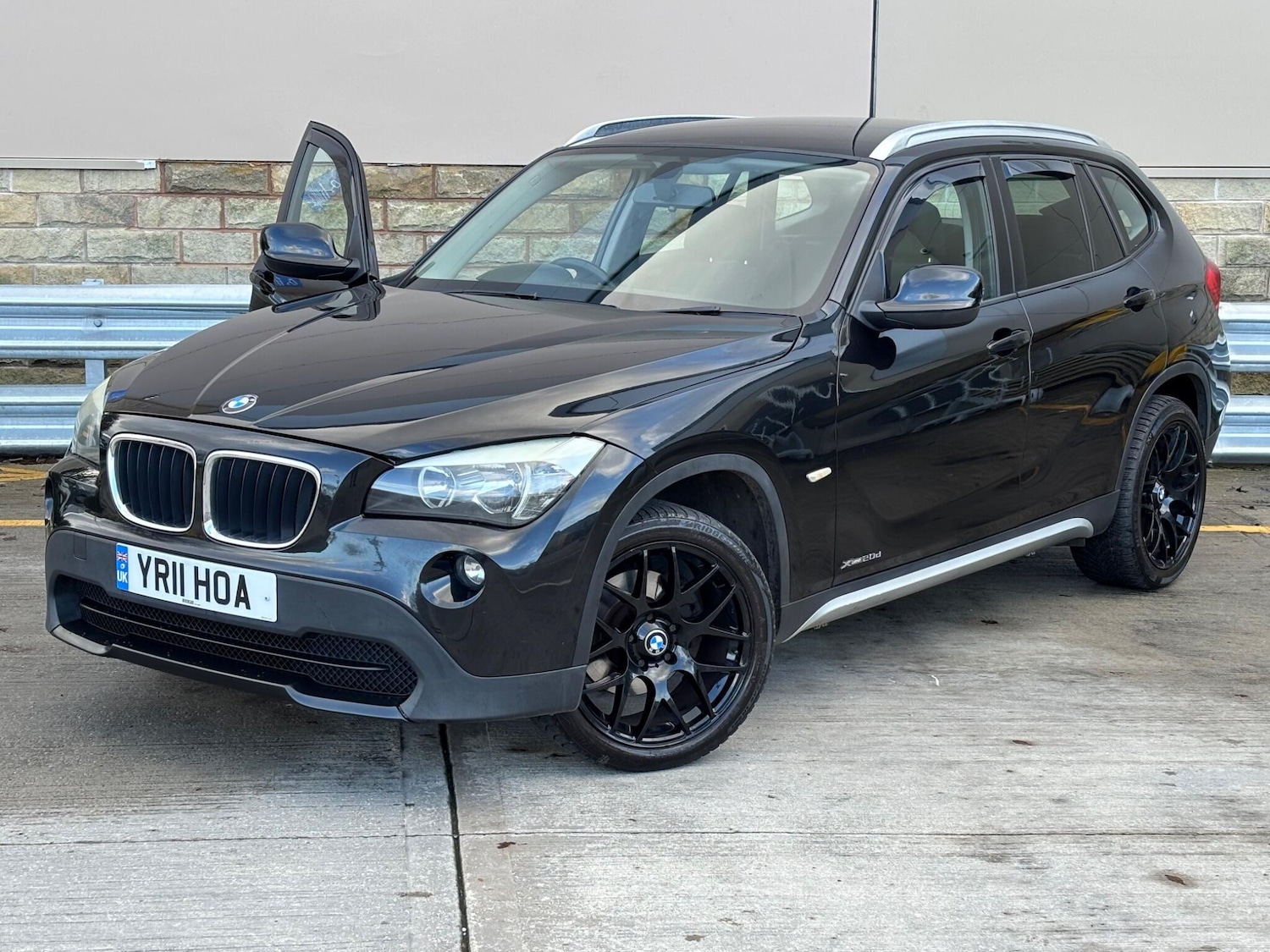 Used BMW X1 2011 for sale - 76592371: Photo 2