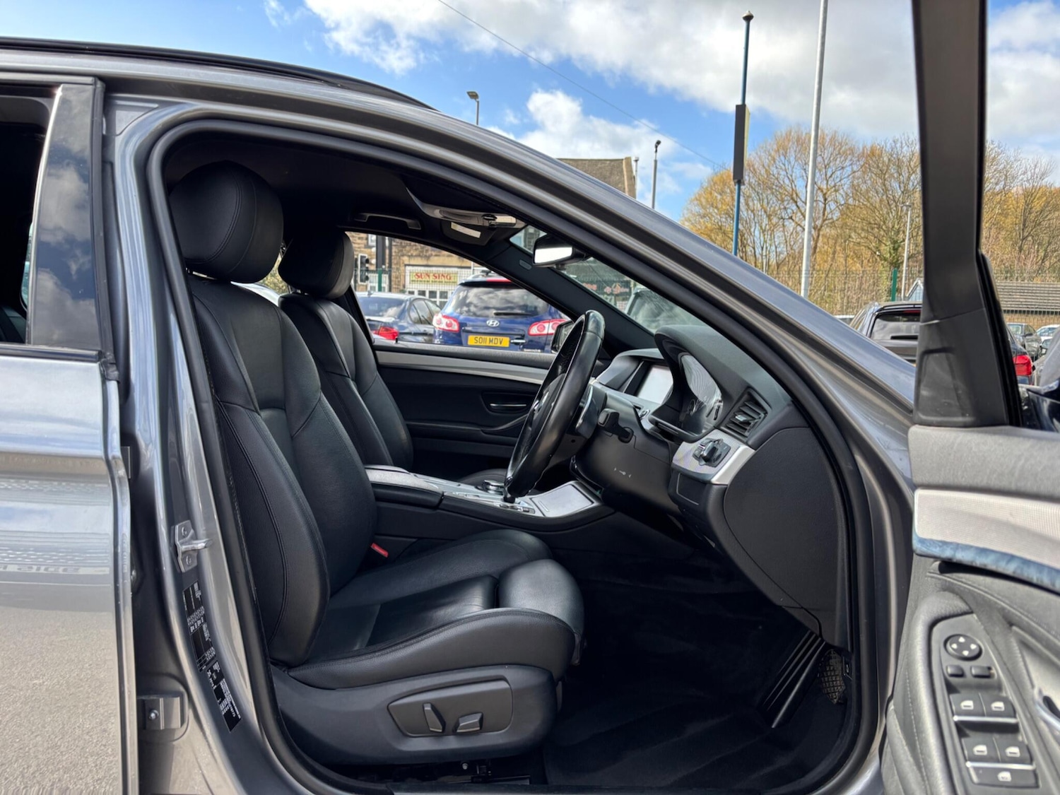 Used BMW 5 Series 2015 for sale - 78058129: Photo 41