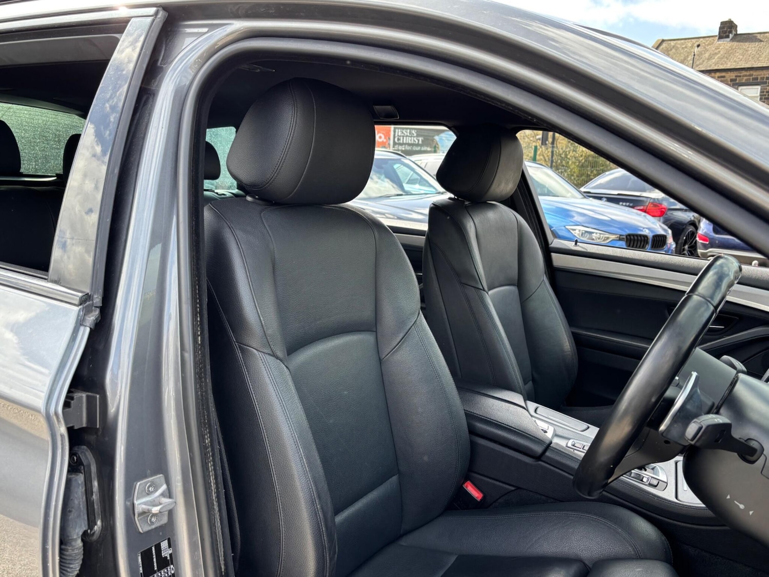 Used BMW 5 Series 2015 for sale - 78058129: Photo 54