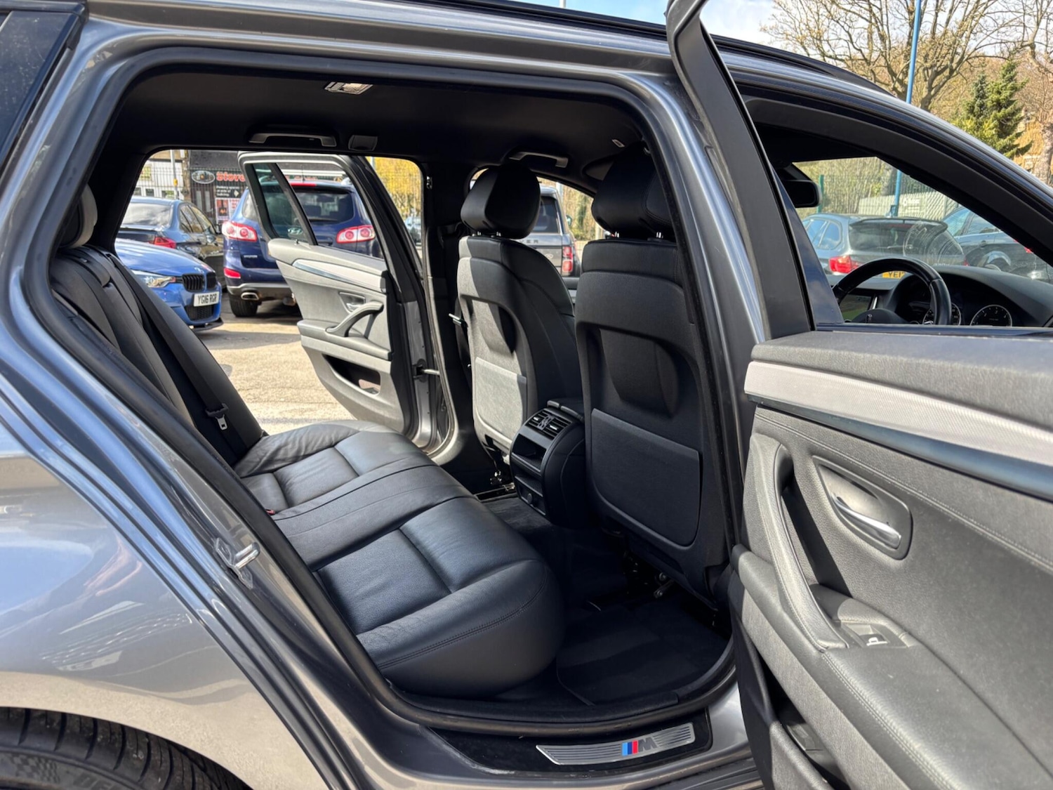 Used BMW 5 Series 2015 for sale - 78058129: Photo 58