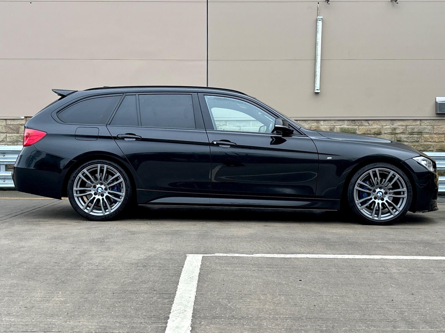 Used BMW 3 Series 2015 for sale - 77538356: Photo 5