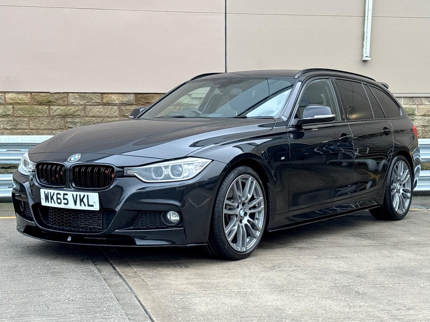 Used BMW 3 Series 2015 for sale - 77538356: Photo 6
