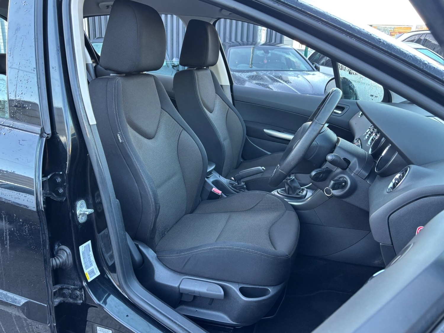 Used Peugeot 308 2013 for sale - 77331252: Photo 17