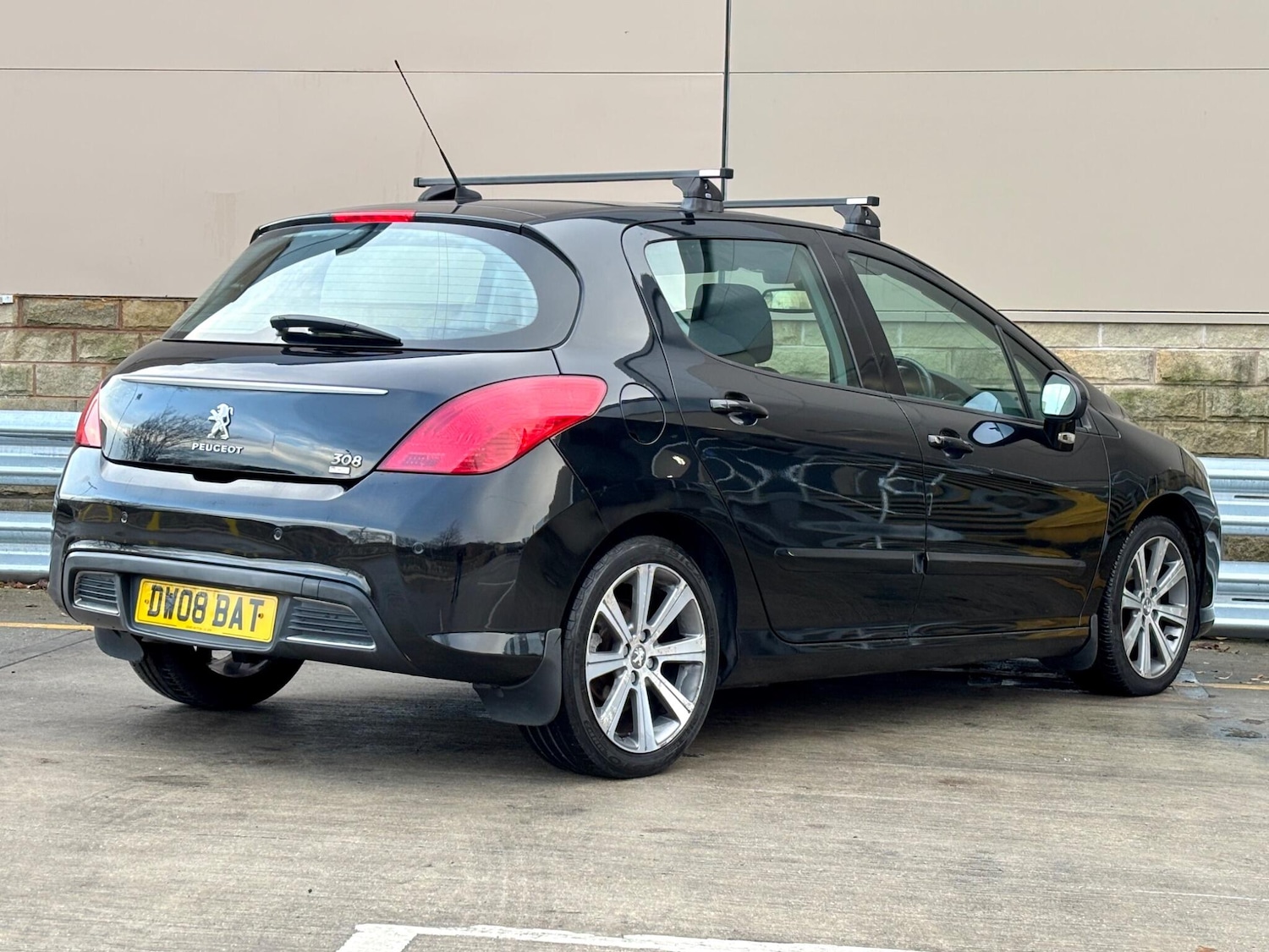 Used Peugeot 308 2013 for sale - 77331252: Photo 4