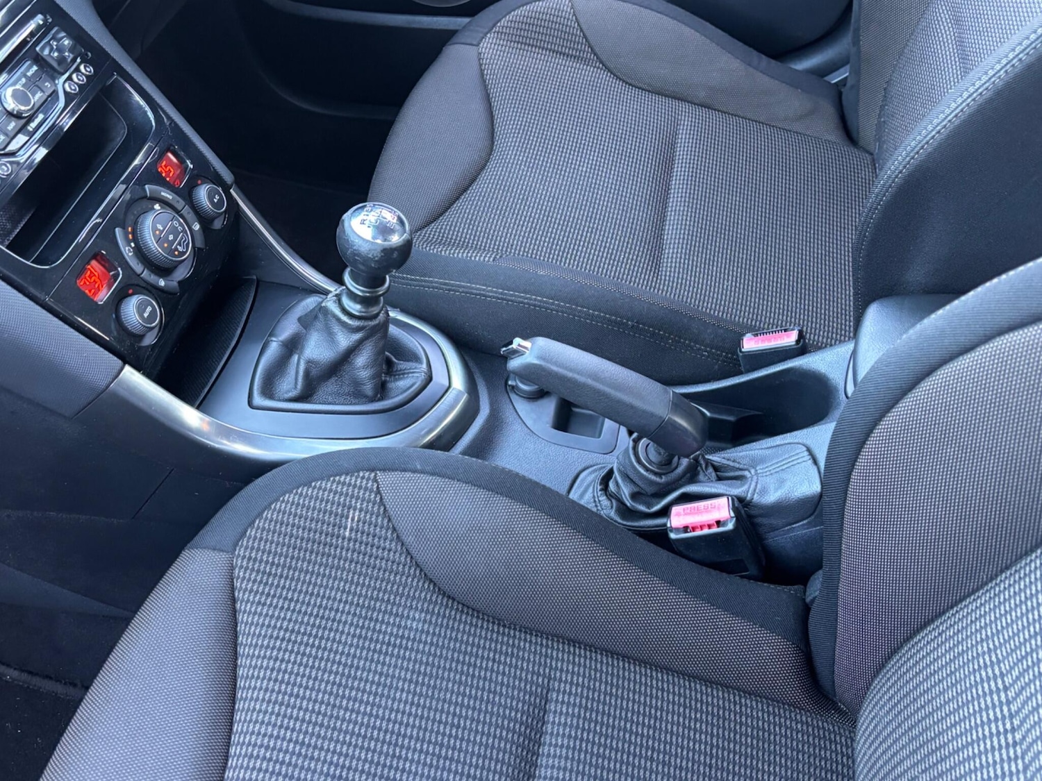 Used Peugeot 308 2013 for sale - 77331252: Photo 44