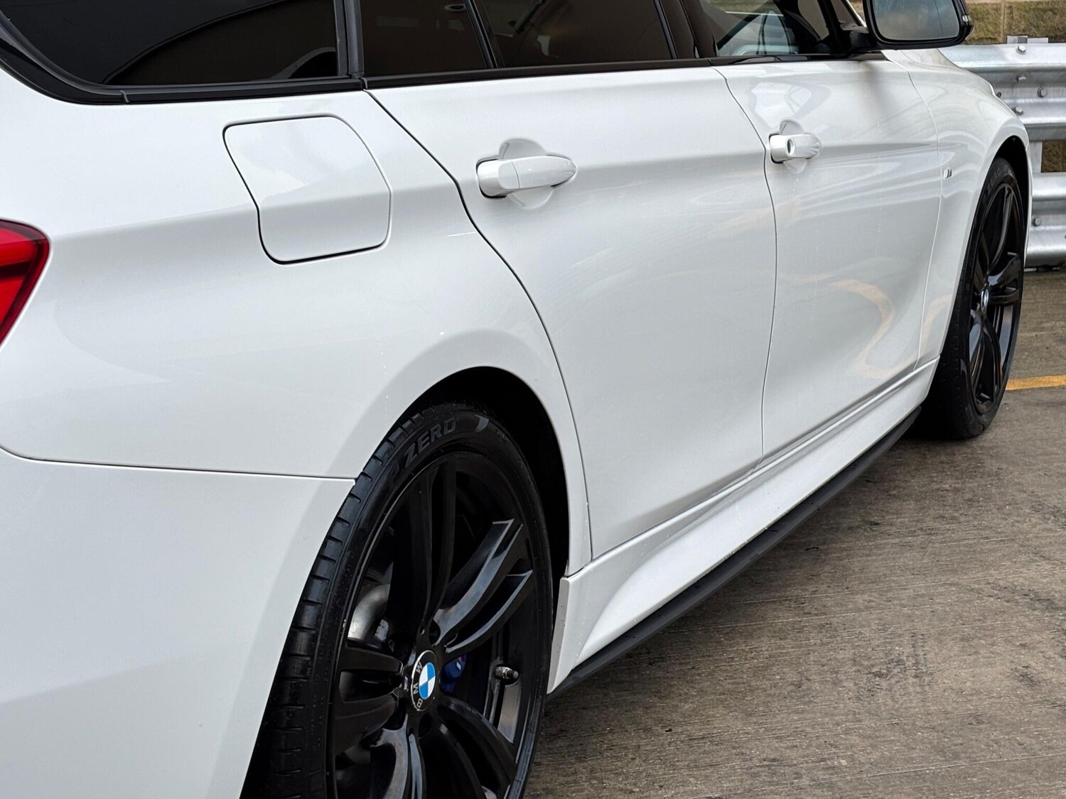 Used BMW 3 Series 2017 for sale - 77574901: Photo 32