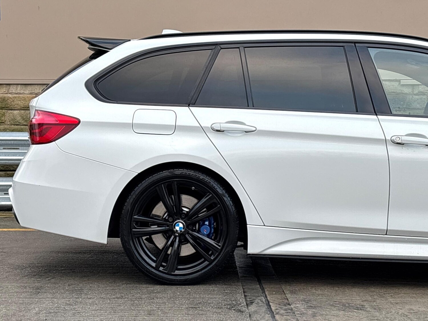 Used BMW 3 Series 2017 for sale - 77574901: Photo 34