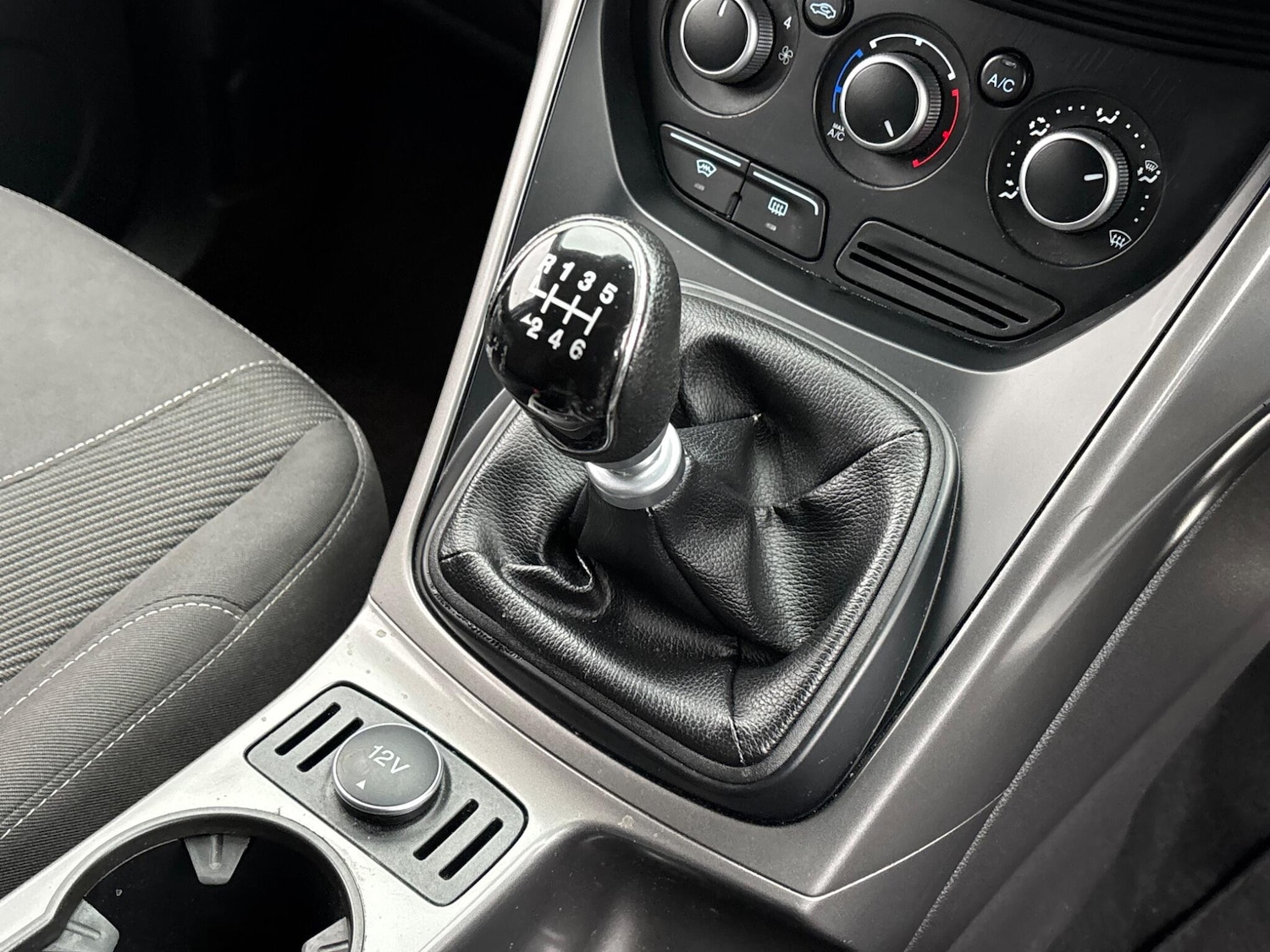 Used Ford Kuga 2014 for sale - 77440274: Photo 15