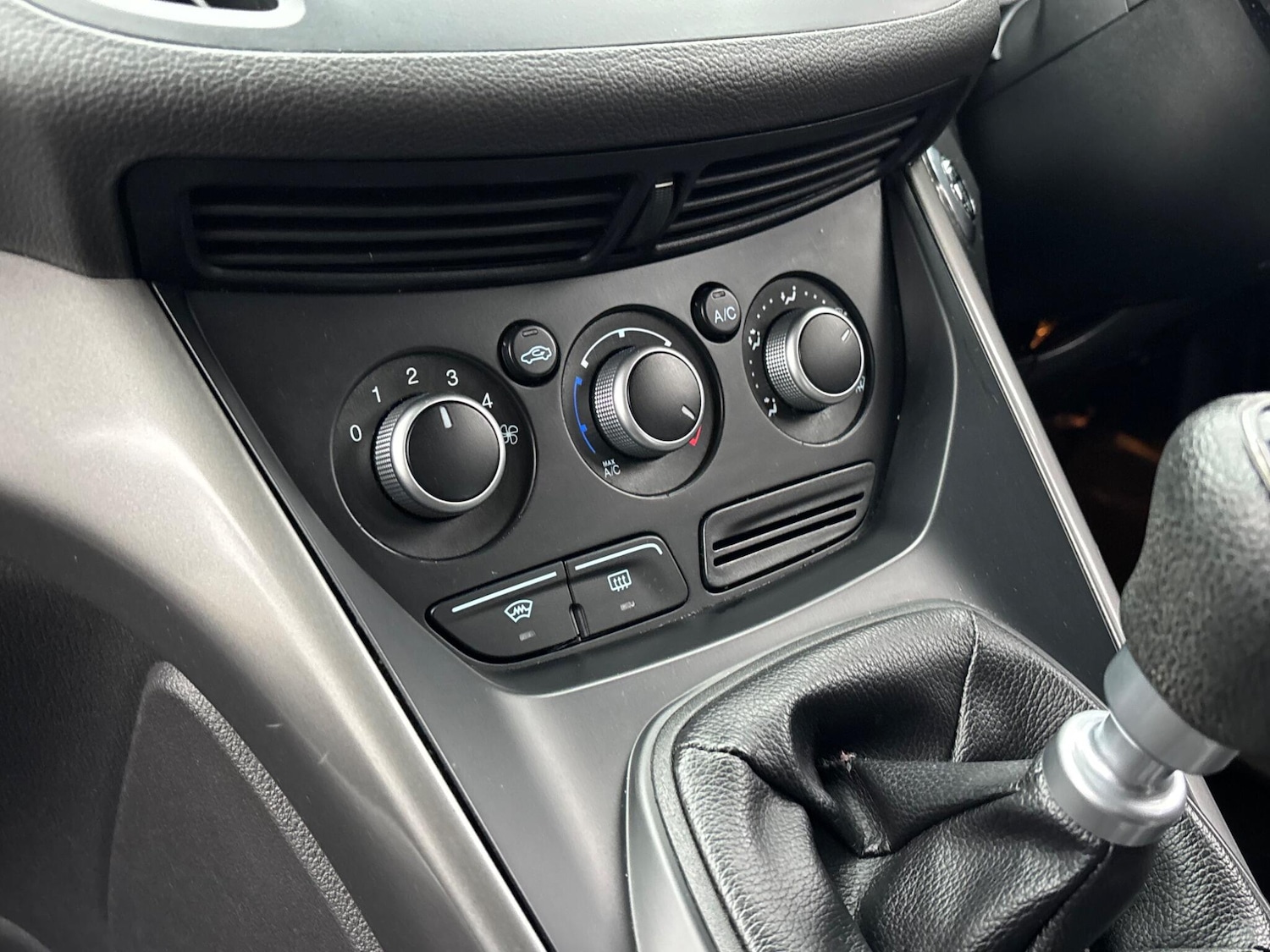 Used Ford Kuga 2014 for sale - 77440274: Photo 51