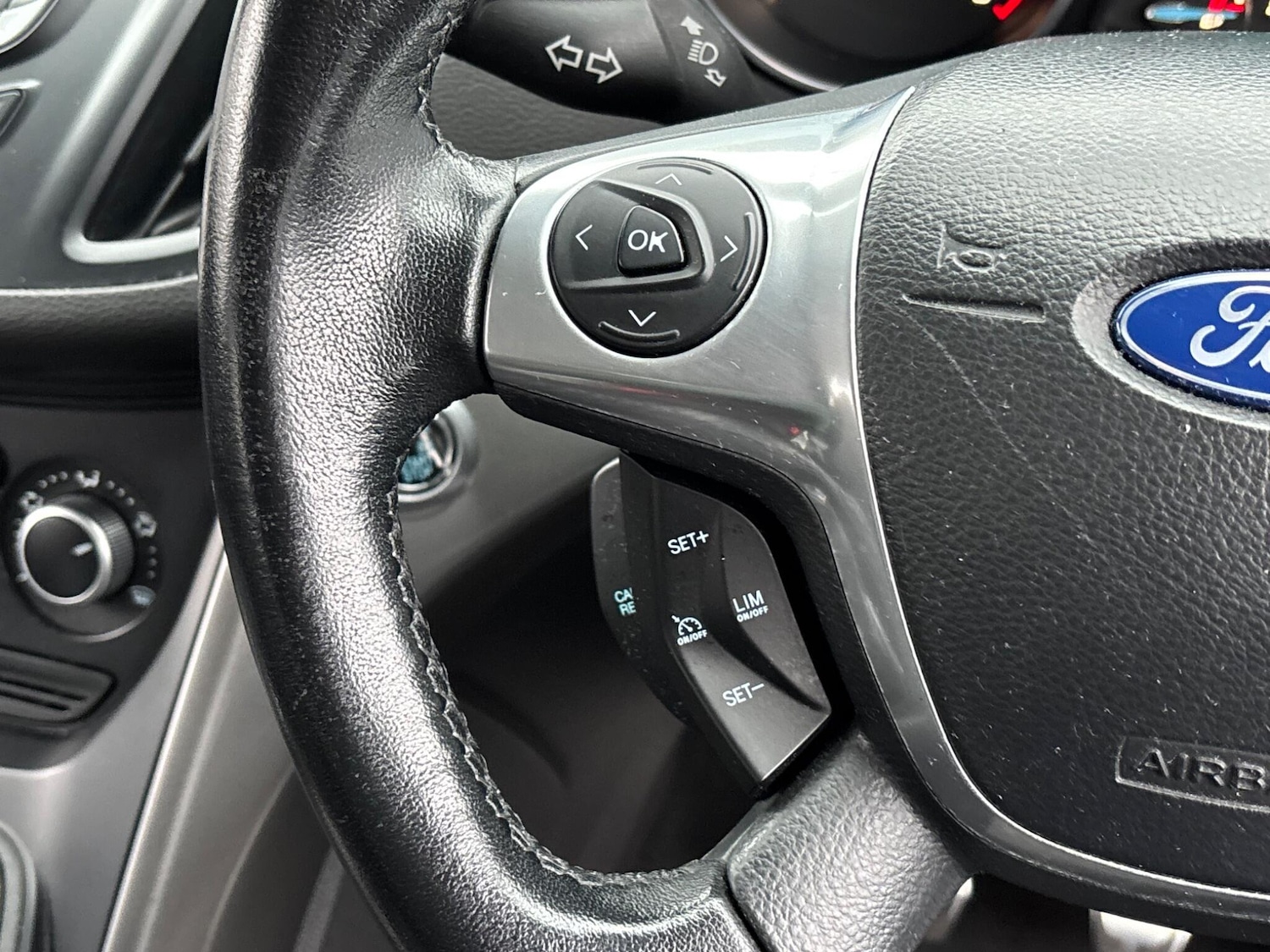 Used Ford Kuga 2014 for sale - 77440274: Photo 64