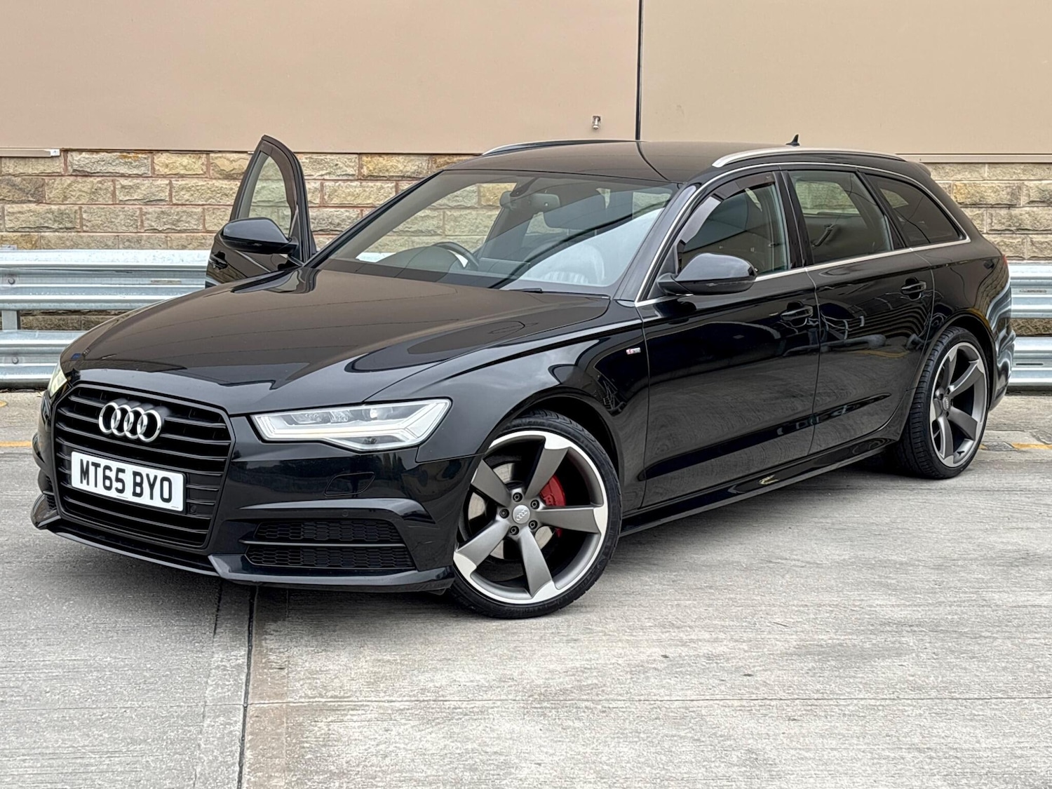 Used Audi A6 2015 for sale - 76994414: Photo 2