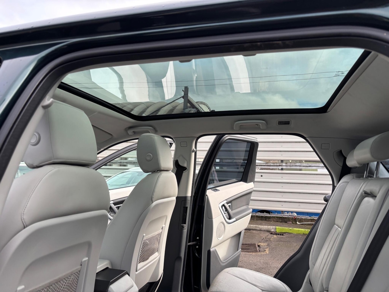 Used Land Rover Discovery Sport for sale - 77537266: Photo 21