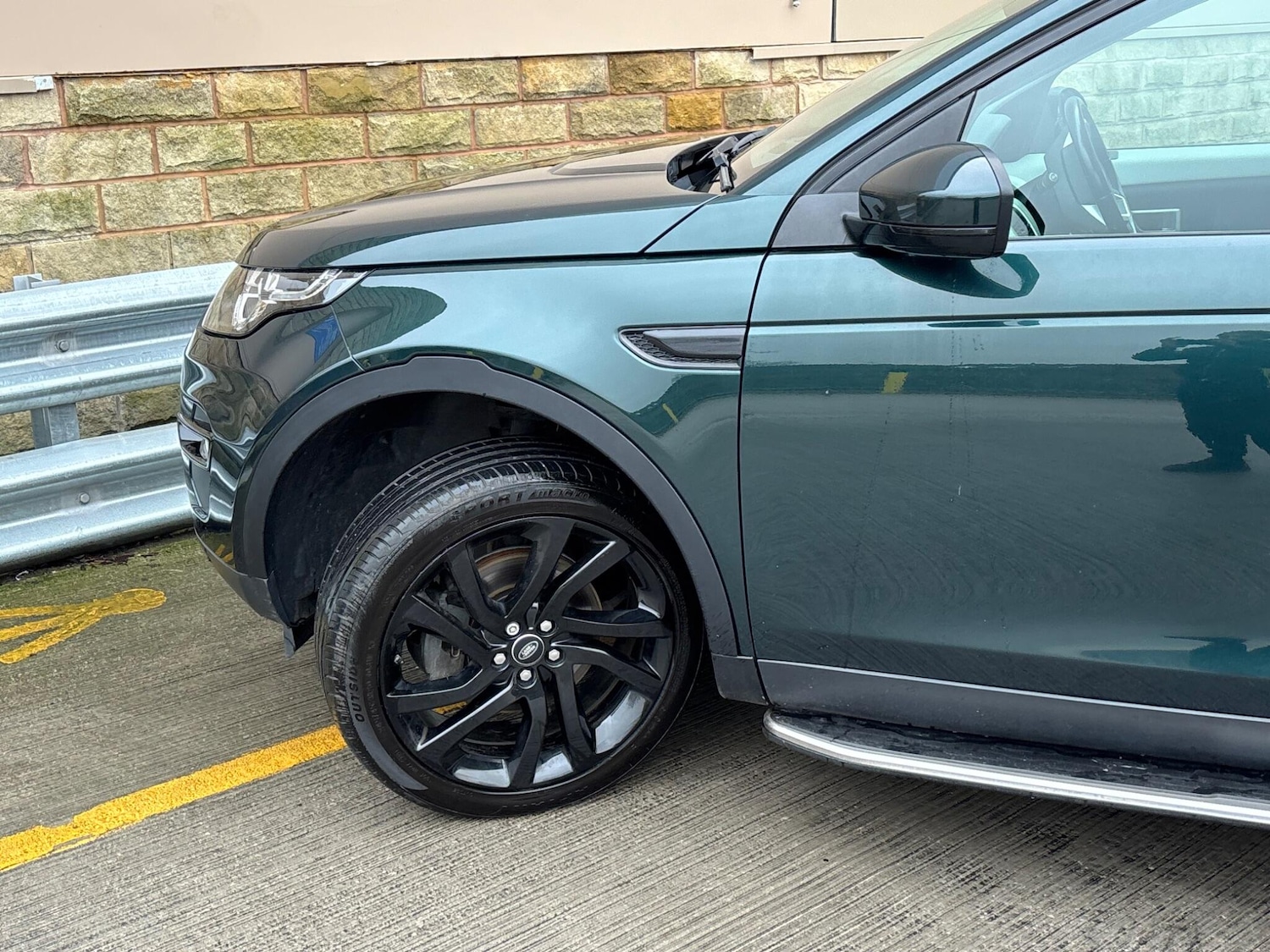 Used Land Rover Discovery Sport for sale - 77537266: Photo 38