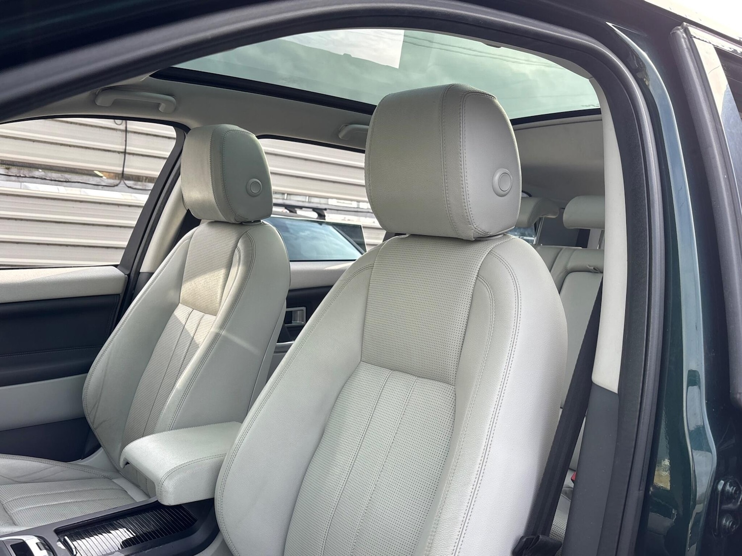 Used Land Rover Discovery Sport for sale - 77537266: Photo 53