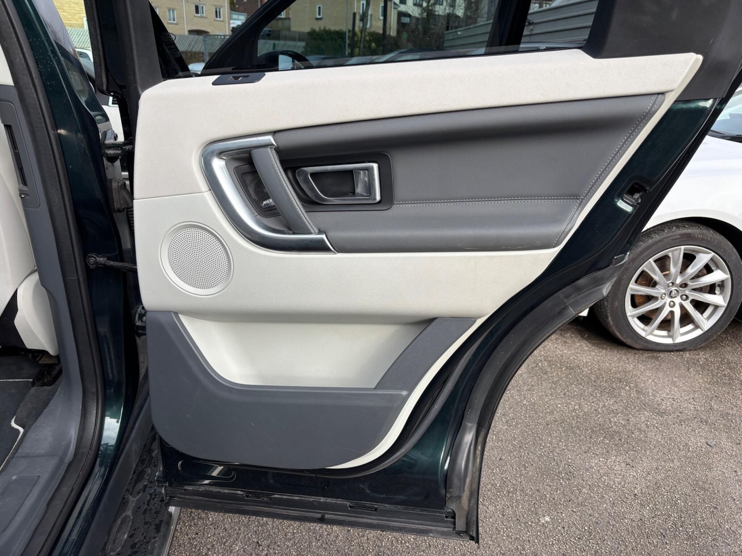 Used Land Rover Discovery Sport for sale - 77537266: Photo 64