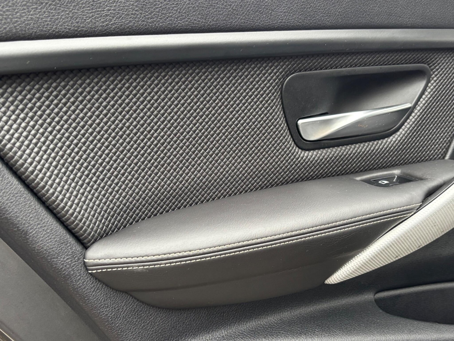 Used BMW 3 Series 2014 for sale - 76592099: Photo 16