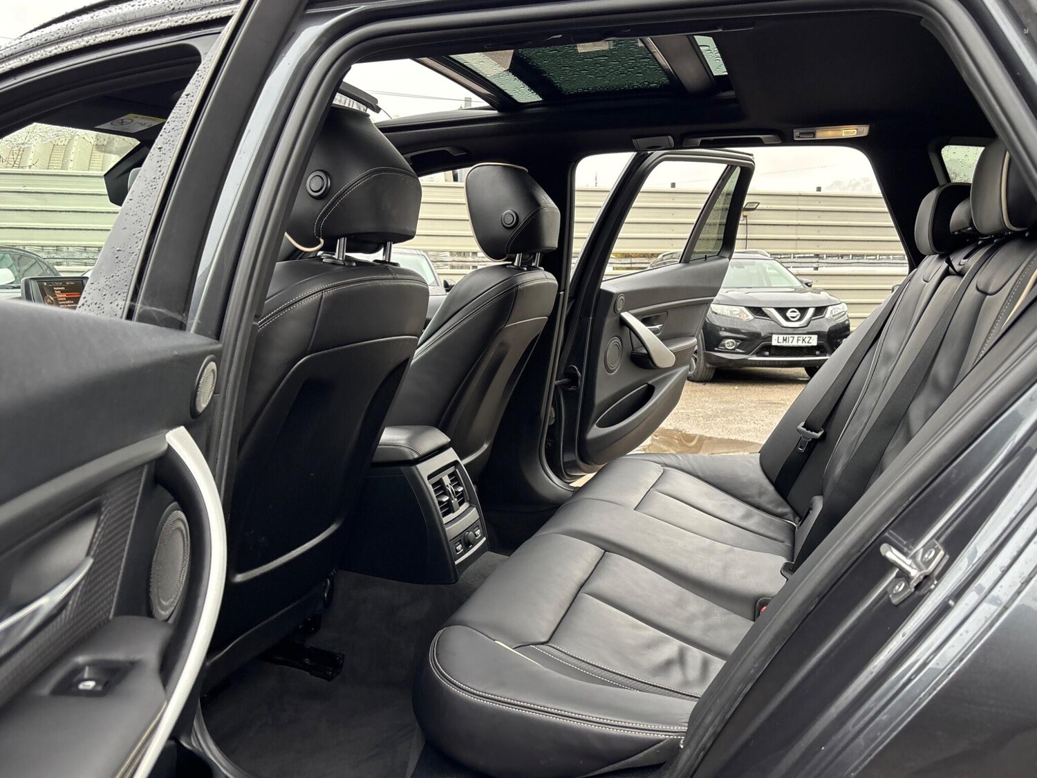 Used BMW 3 Series 2014 for sale - 76592099: Photo 76