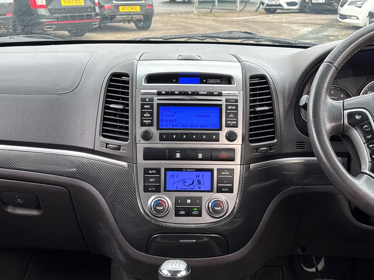 Used Hyundai Santa Fe 2011 for sale - 77120656: Photo 14