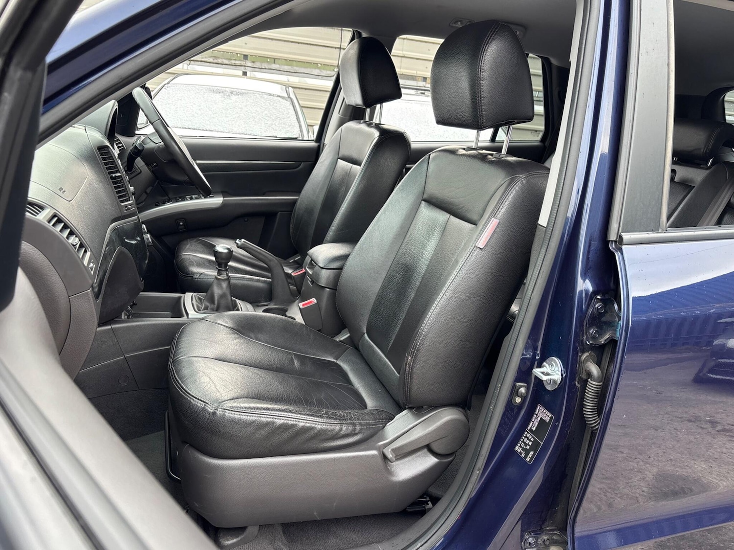 Used Hyundai Santa Fe 2011 for sale - 77120656: Photo 57