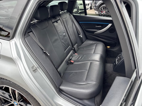 Used BMW 3 Series 2016 for sale - 76137363: Photo 24