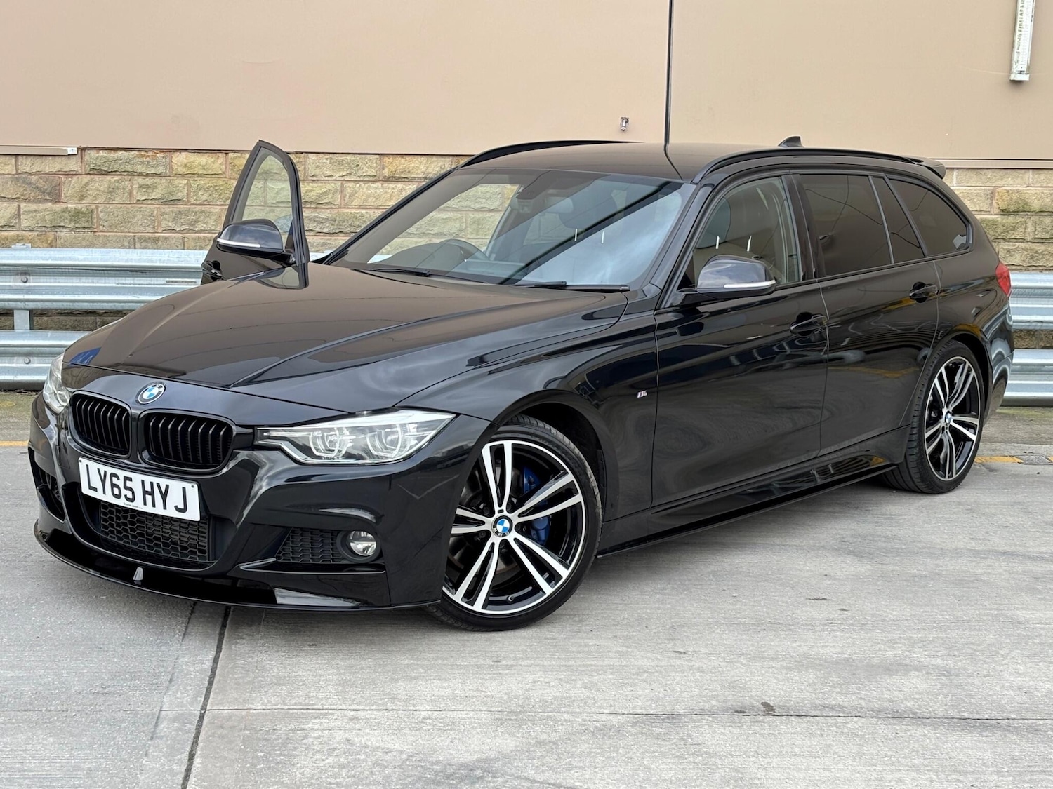 Used BMW 3 Series for sale - 77671418: Photo 2