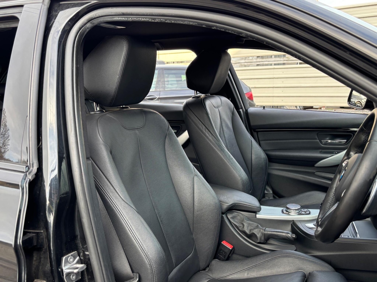 Used BMW 3 Series for sale - 77671418: Photo 61