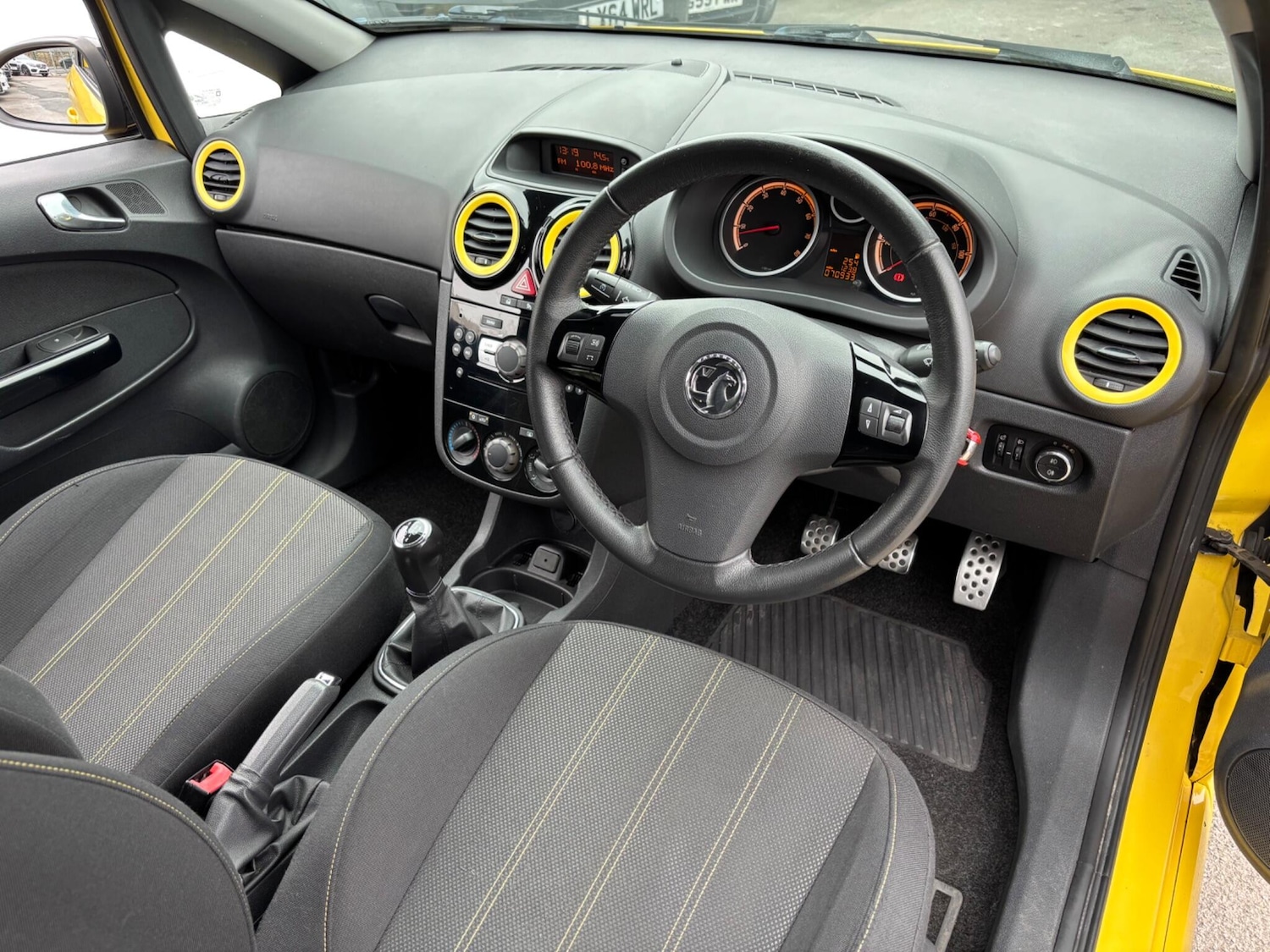 Used Vauxhall Corsa 2013 for sale - 76295233: Photo 17