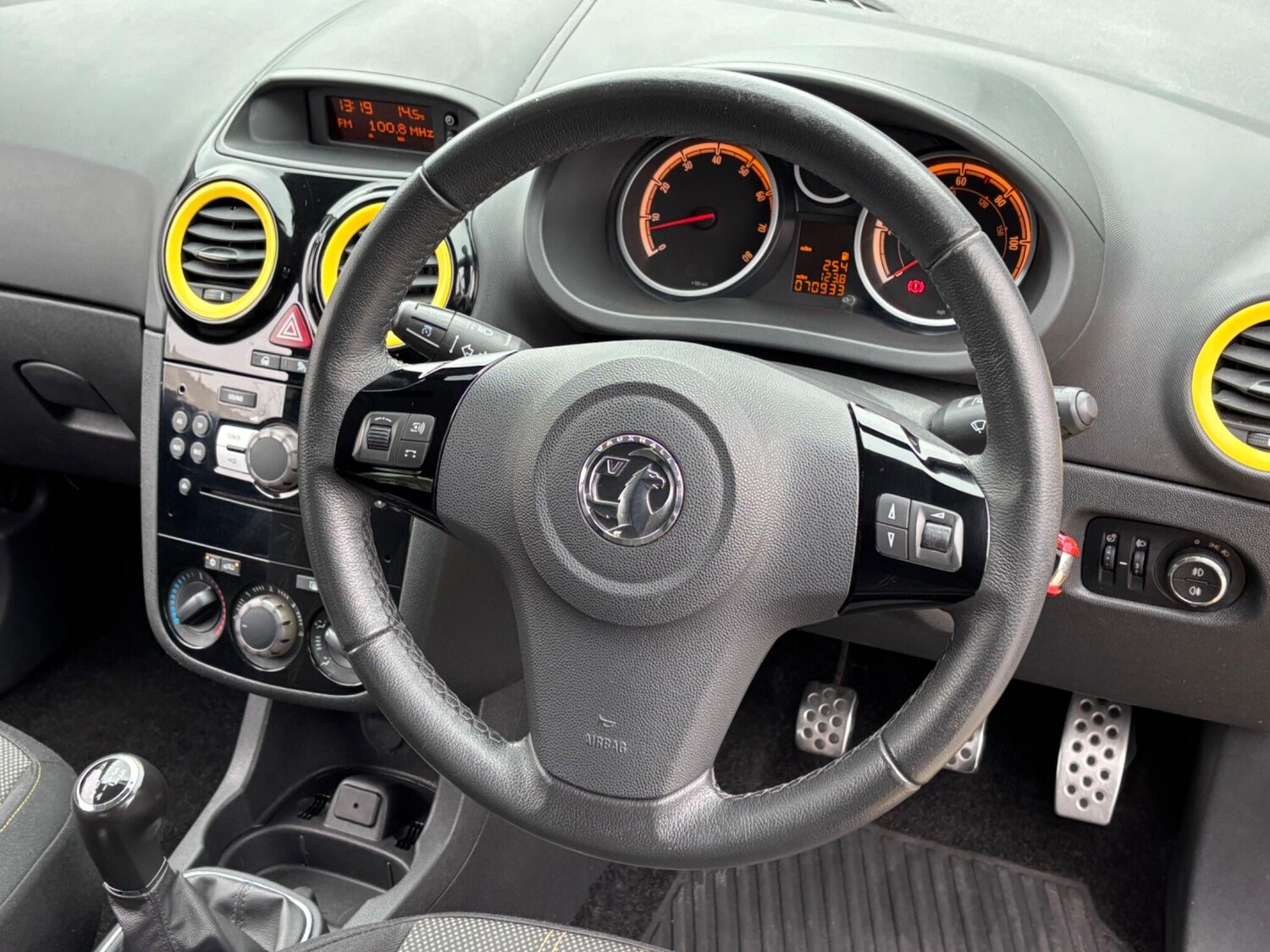 Used Vauxhall Corsa 2013 for sale - 76295233: Photo 46