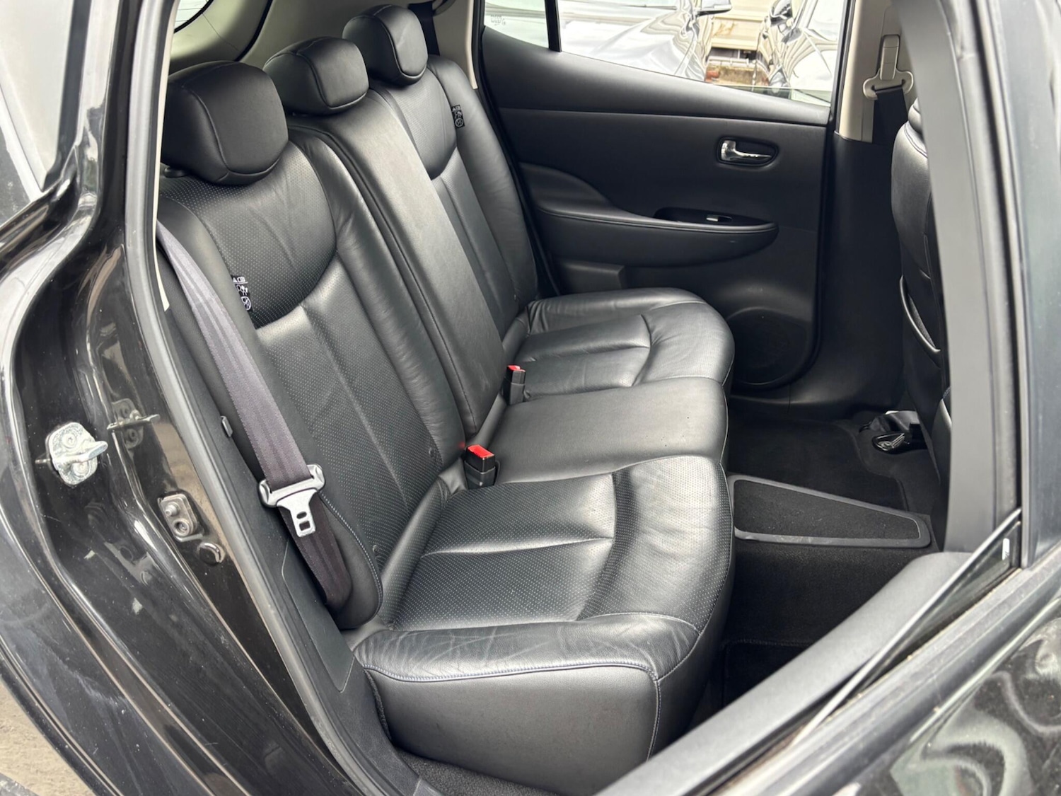 Used Nissan Leaf 2015 for sale - 76109300: Photo 22