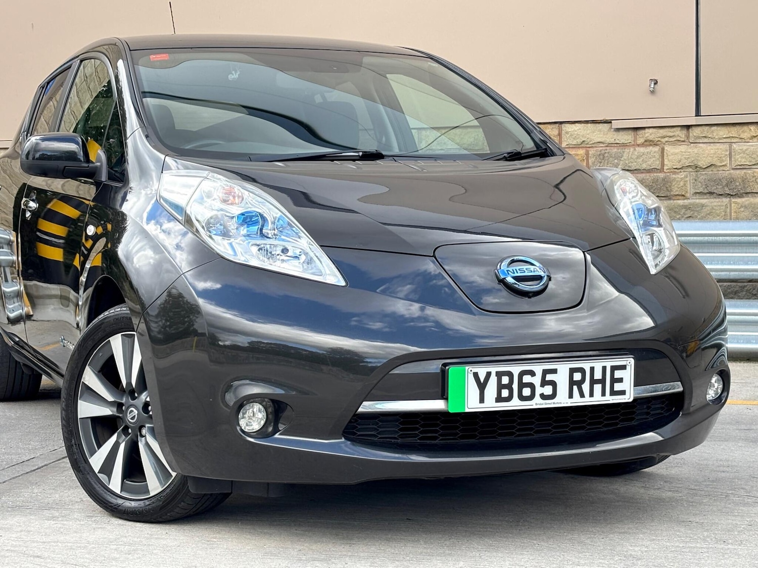 Used Nissan Leaf 2015 for sale - 76109300: Photo 26