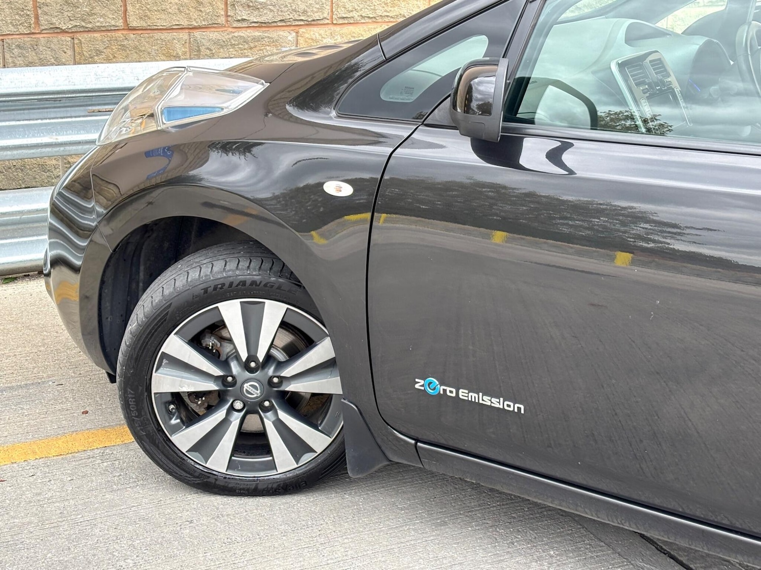 Used Nissan Leaf 2015 for sale - 76109300: Photo 41