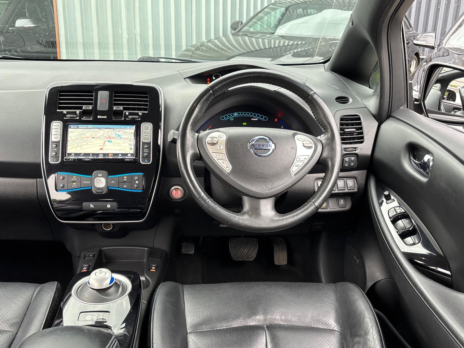 Used Nissan Leaf 2015 for sale - 76109300: Photo 50