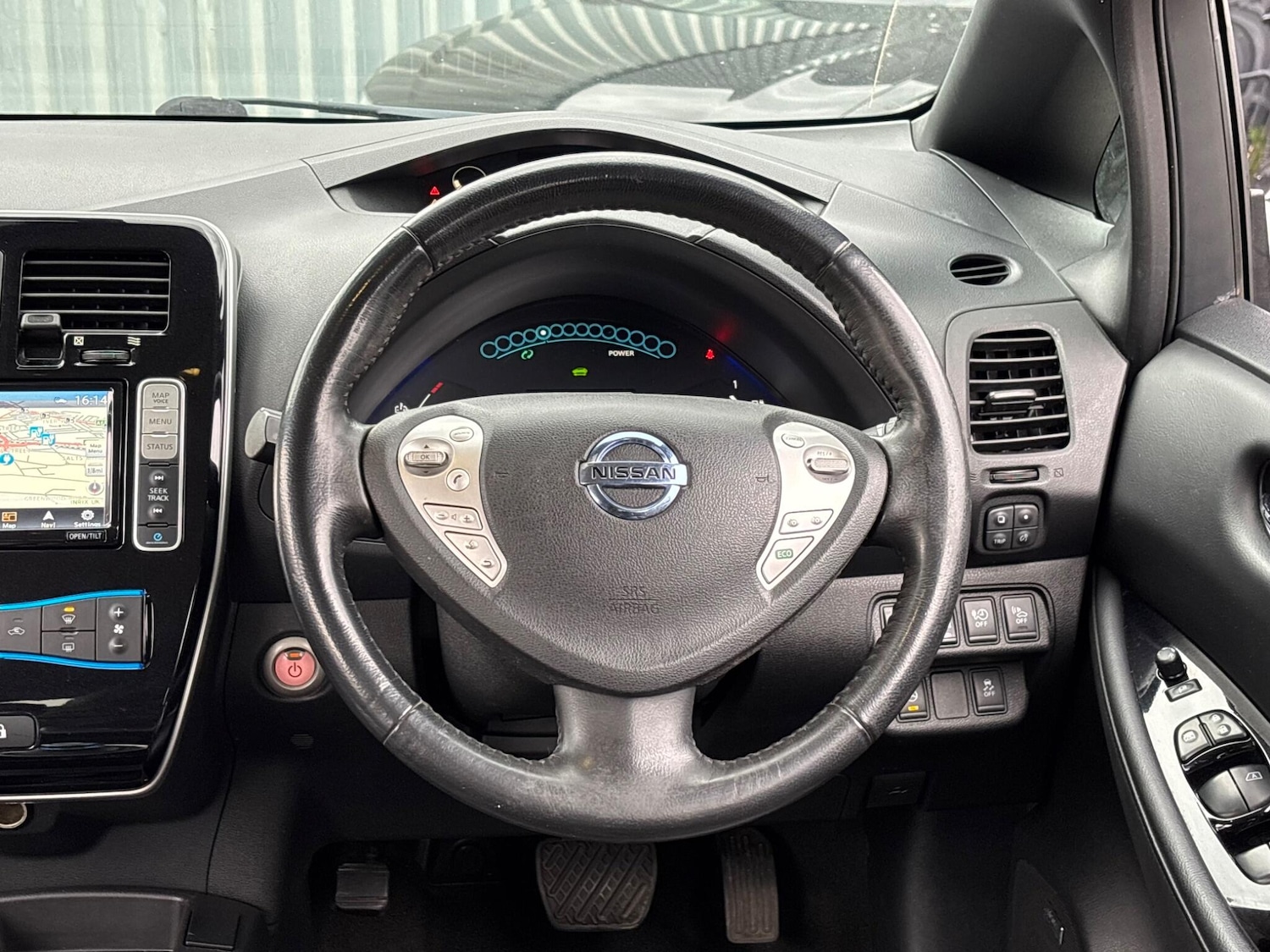 Used Nissan Leaf 2015 for sale - 76109300: Photo 51