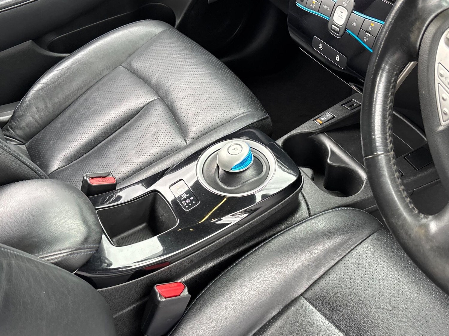 Used Nissan Leaf 2015 for sale - 76109300: Photo 53