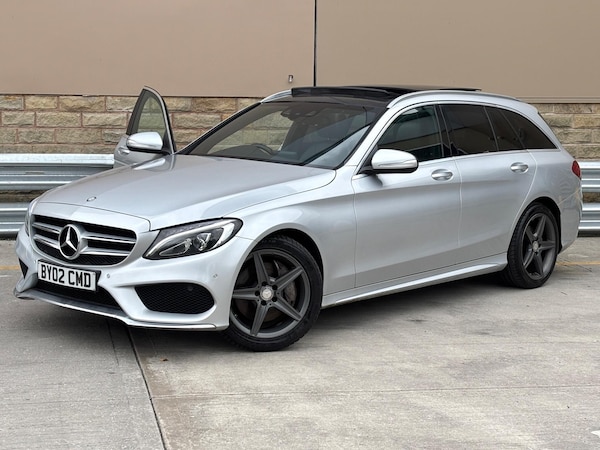 Used Mercedes-Benz C-Class 2014 for sale - 74958148: Photo 2