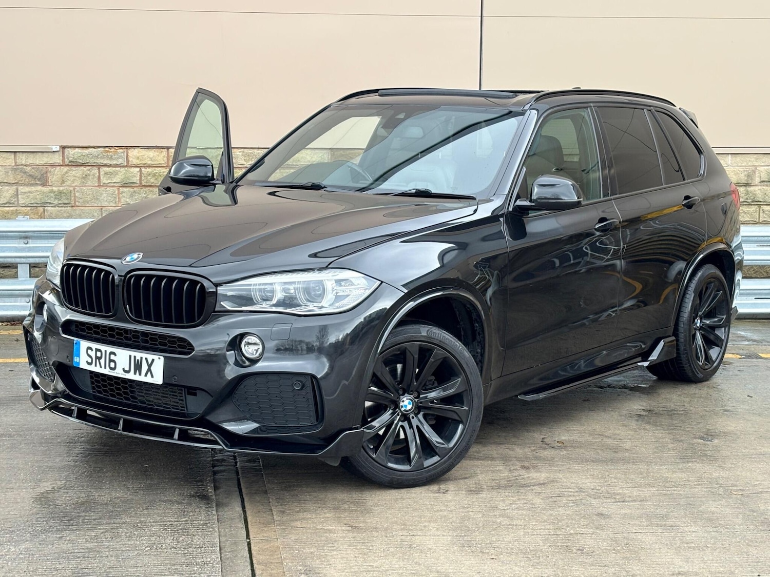 Used BMW X5 2016 for sale - 76975549: Photo 2