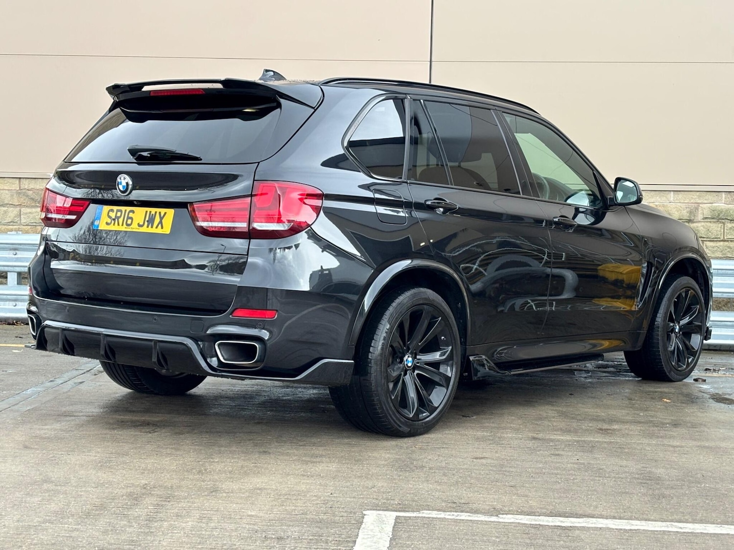 Used BMW X5 2016 for sale - 76975549: Photo 4