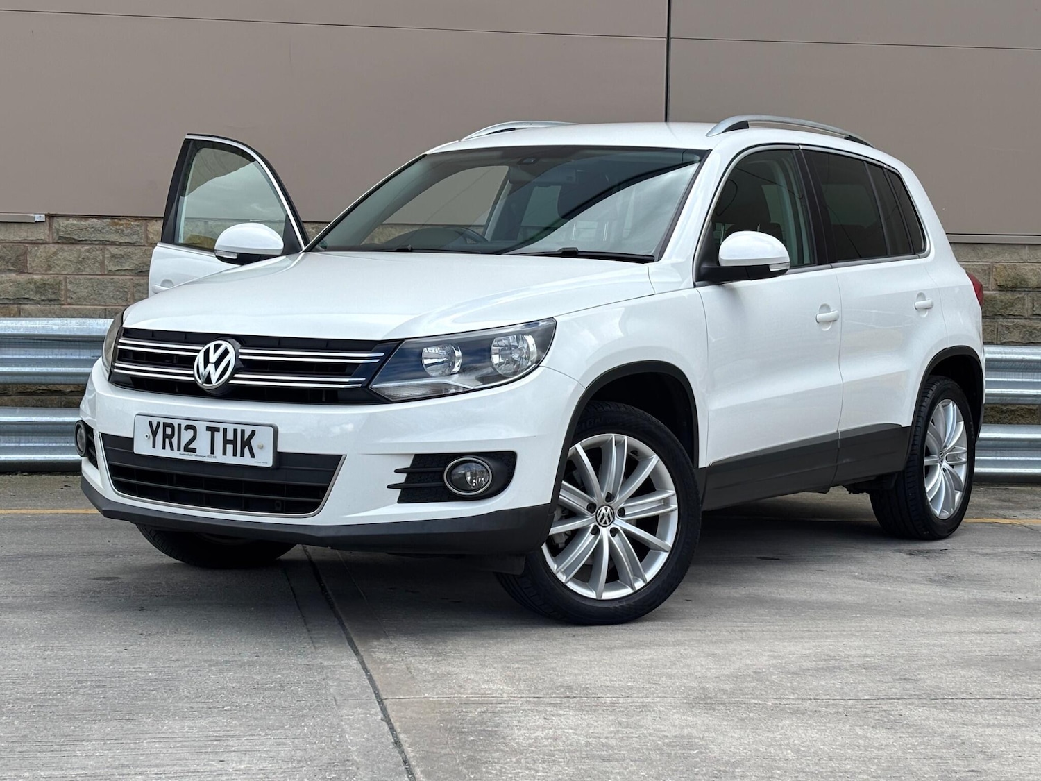 Used Volkswagen Tiguan for sale - 78127970: Photo 25