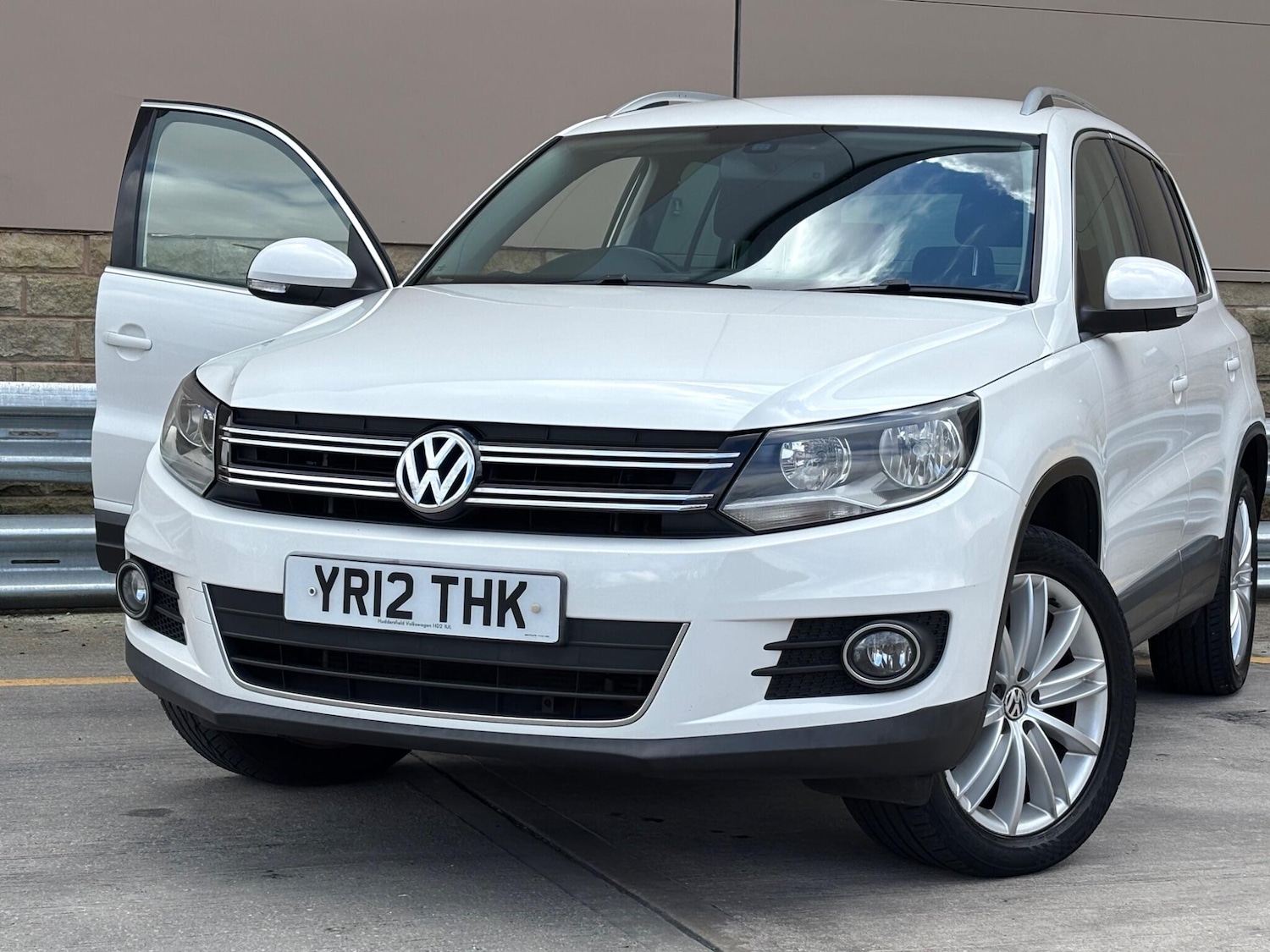 Used Volkswagen Tiguan for sale - 78127970: Photo 27