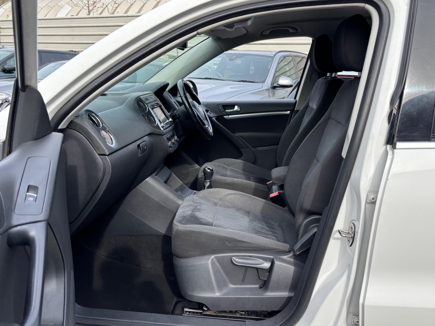 Used Volkswagen Tiguan for sale - 78127970: Photo 43