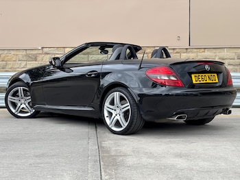 Used Mercedes-Benz SLK 2010 for sale - 75431912: Photo