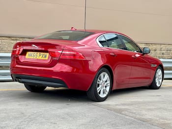 Used Jaguar XE 2015 for sale - 79861036: Photo