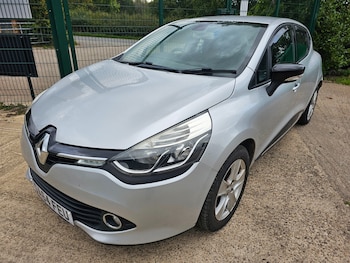 Used Renault Clio 2014 for sale - 76070012: Photo