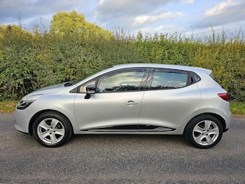 Used Renault Clio 2014 for sale - 76070012: Photo