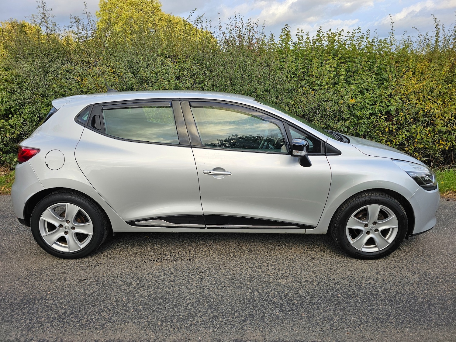 Used Renault Clio 2014 for sale - 76070012: Photo 5