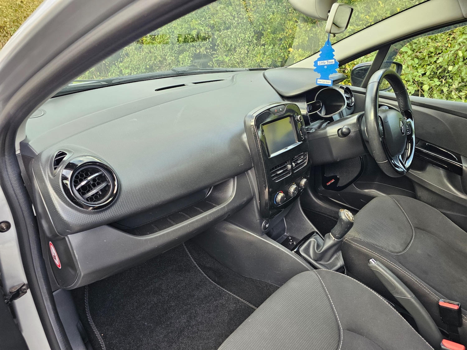 Used Renault Clio 2014 for sale - 76070012: Photo 8