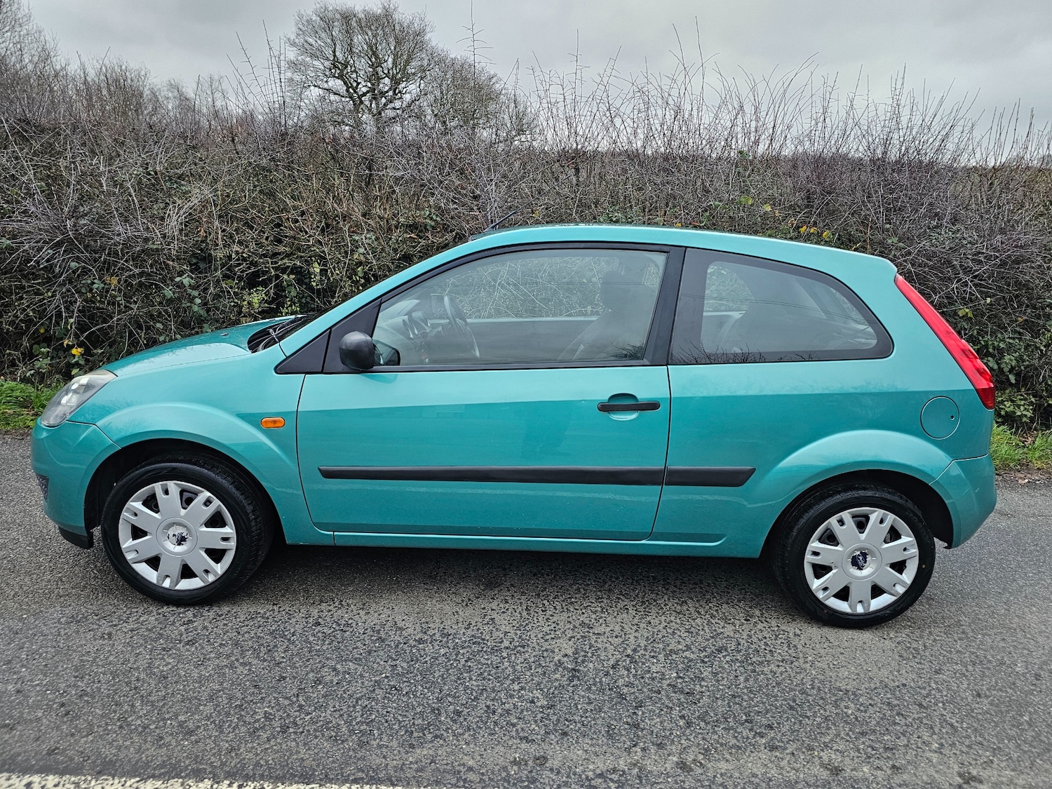 Used Ford Fiesta 2007 for sale - 76774398: Photo 2