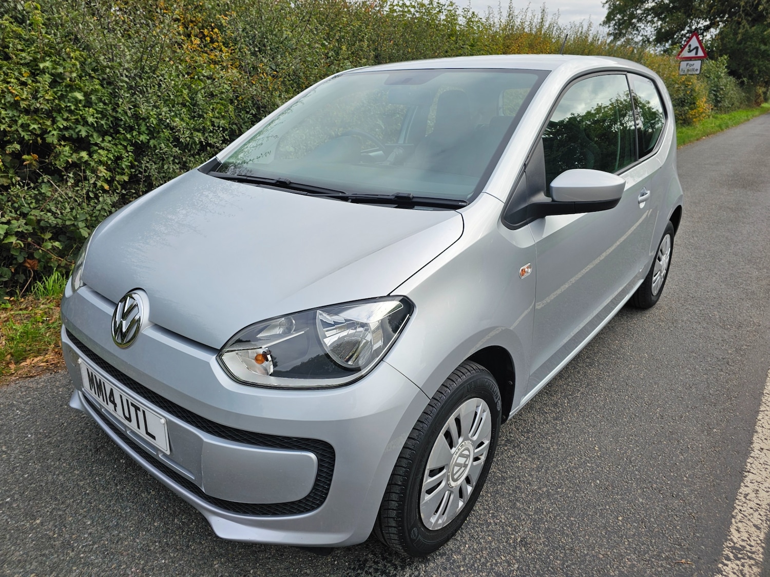 Used Volkswagen up! 2014 for sale - 76209170: Photo 1