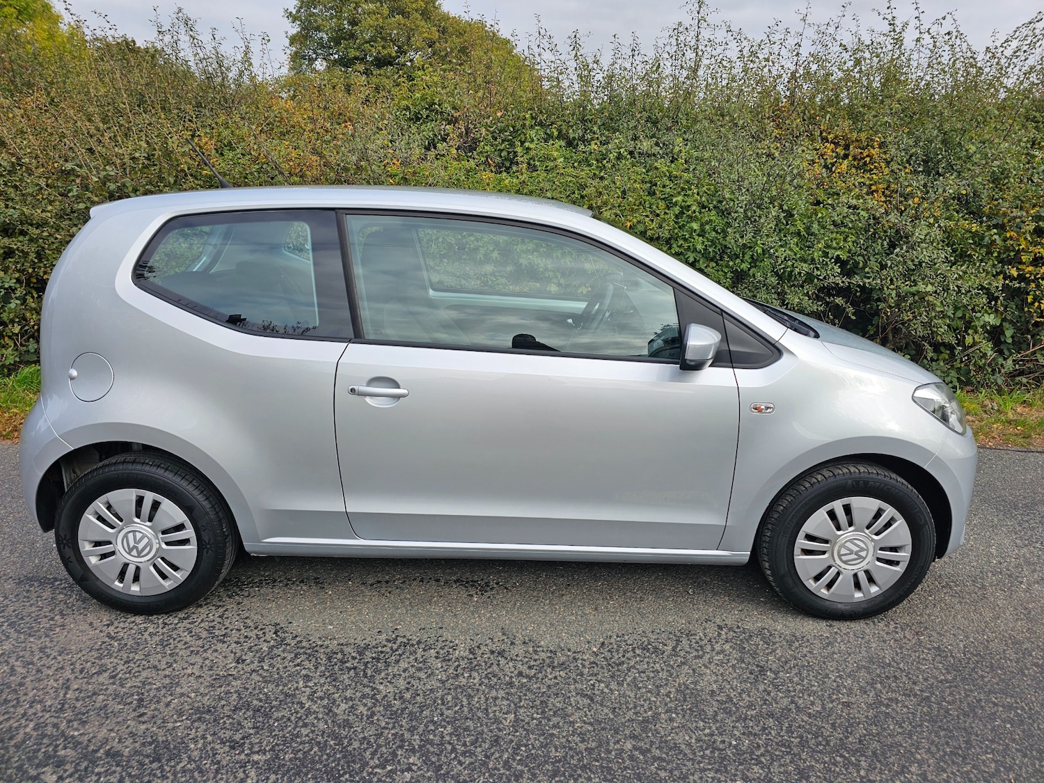 Used Volkswagen up! 2014 for sale - 76209170: Photo 5
